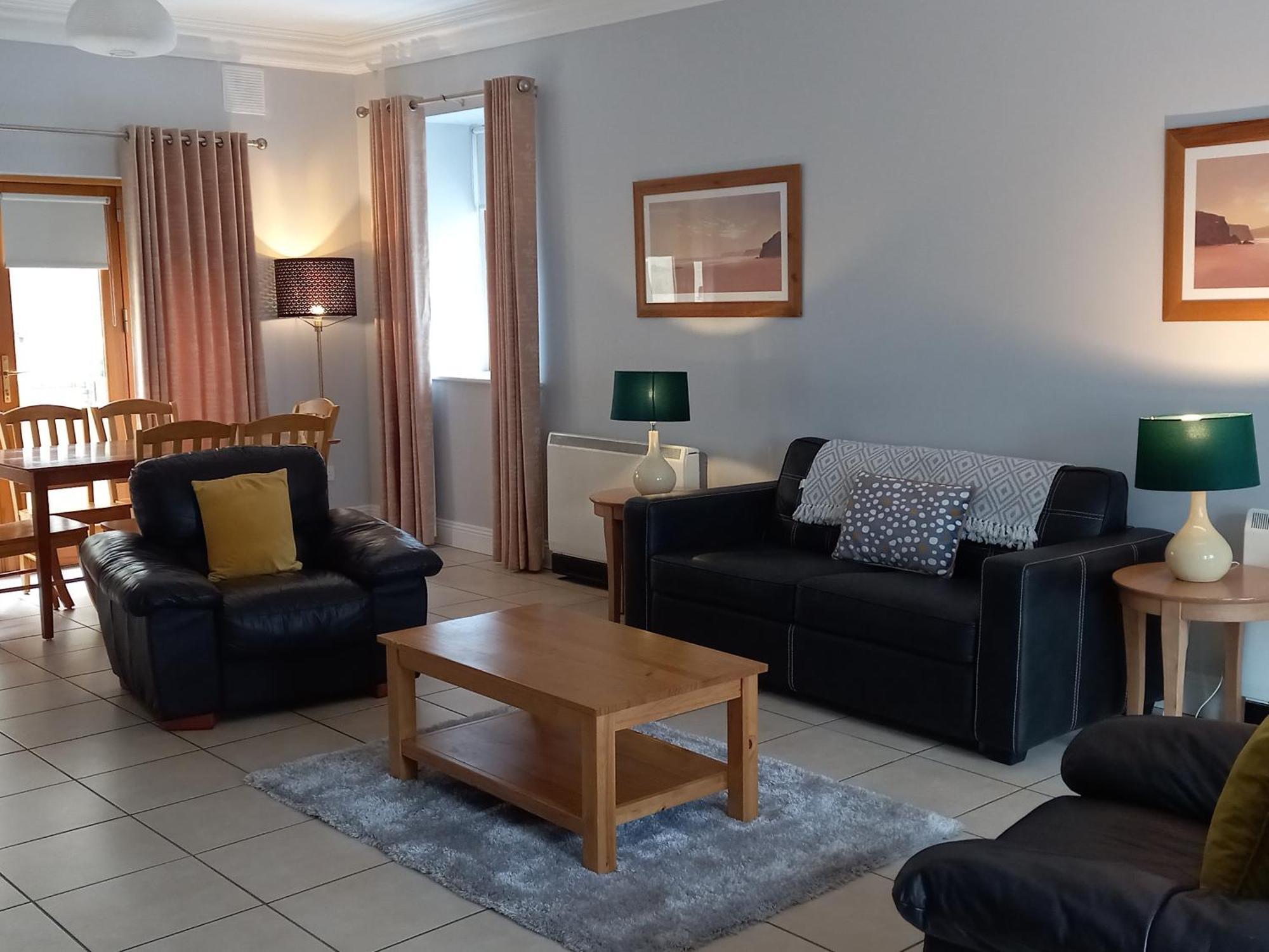 Town Square Holiday Homes Lisdoonvarna Zewnętrze zdjęcie